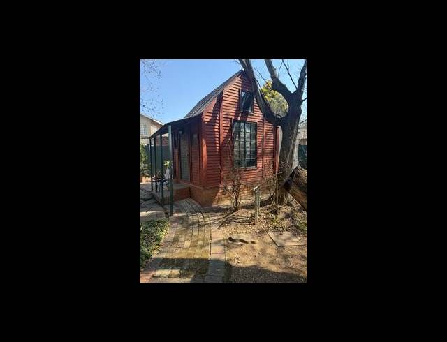 1 BEDROOM HOUSE FOR SALE IN LYNNWOOD GLEN